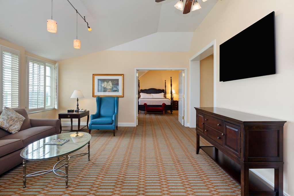 Virginia Crossings Hotel, Tapestry Collection By Hilton Glen Allen Rom bilde